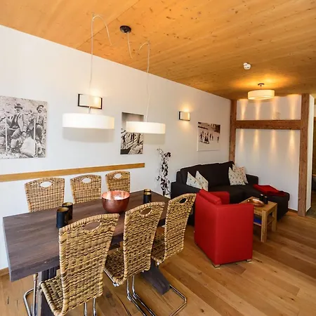 Apartment - 1St Floor With Sauna And Convenient Location In Close Proximity To The Wildkogelbahnen Cable Car