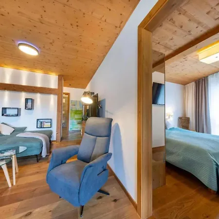Penthouse With Mountain Views Tatil Evi Neukirchen am Großvenediger