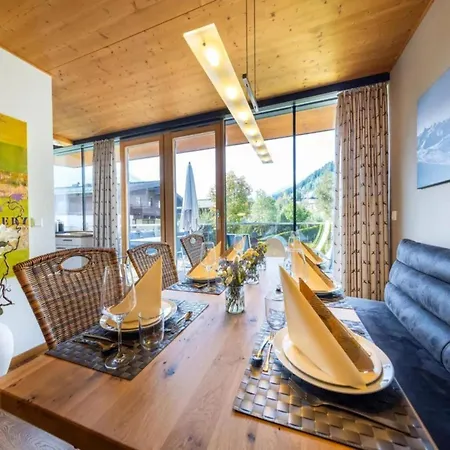Penthouse With Mountain Views * Neukirchen am Großvenediger