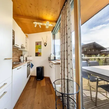 Σπίτι διακοπών Penthouse With Mountain Views