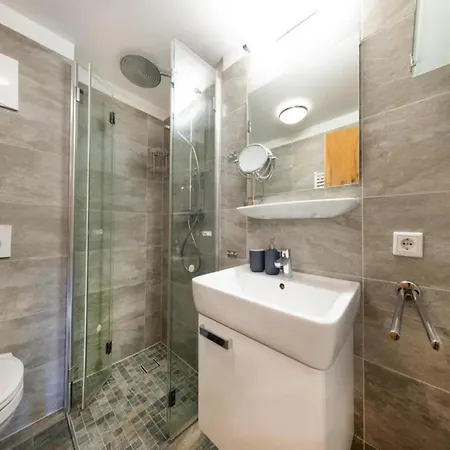 Σπίτι διακοπών Penthouse With Mountain Views Neukirchen am Großvenediger