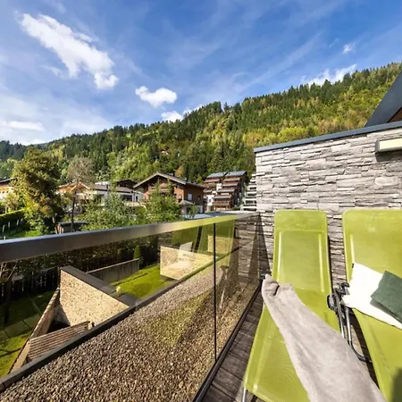 Penthouse With Mountain Views * Neukirchen am Großvenediger