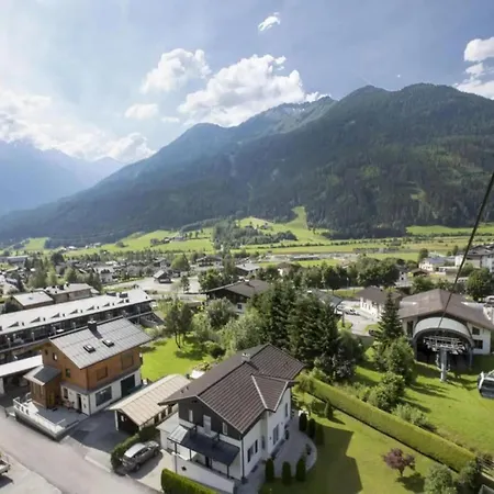 Tatil Evi Penthouse With Mountain Views Neukirchen am Großvenediger