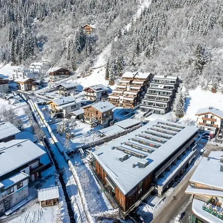 Penthouse With Mountain Views * Neukirchen am Großvenediger